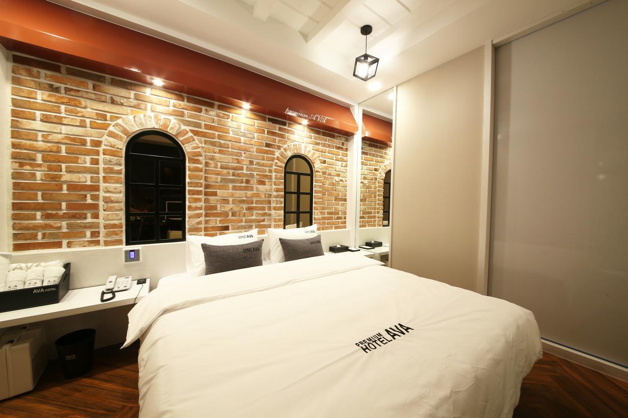 พรีเมียม เอวา โฮเต็ล Hotel ปูซาน ภายนอก รูปภาพ