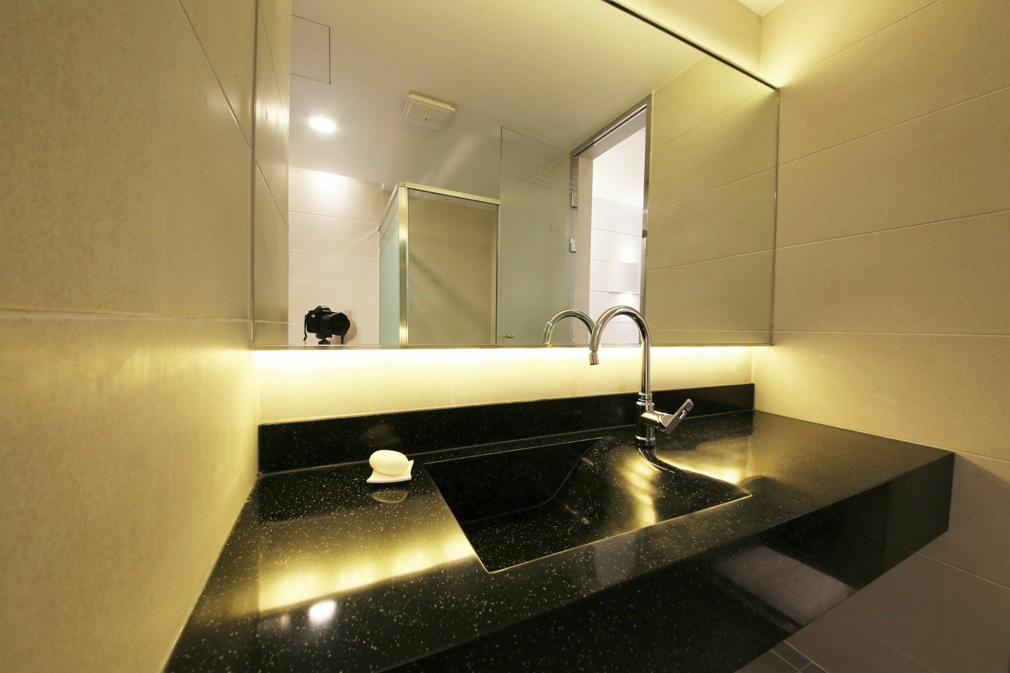 พรีเมียม เอวา โฮเต็ล Hotel ปูซาน ภายนอก รูปภาพ